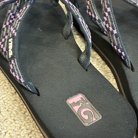 Teva Women's Olowahu Purple Black Gray Flip-Flop Sandal Size 7 - Picture 10 of 15